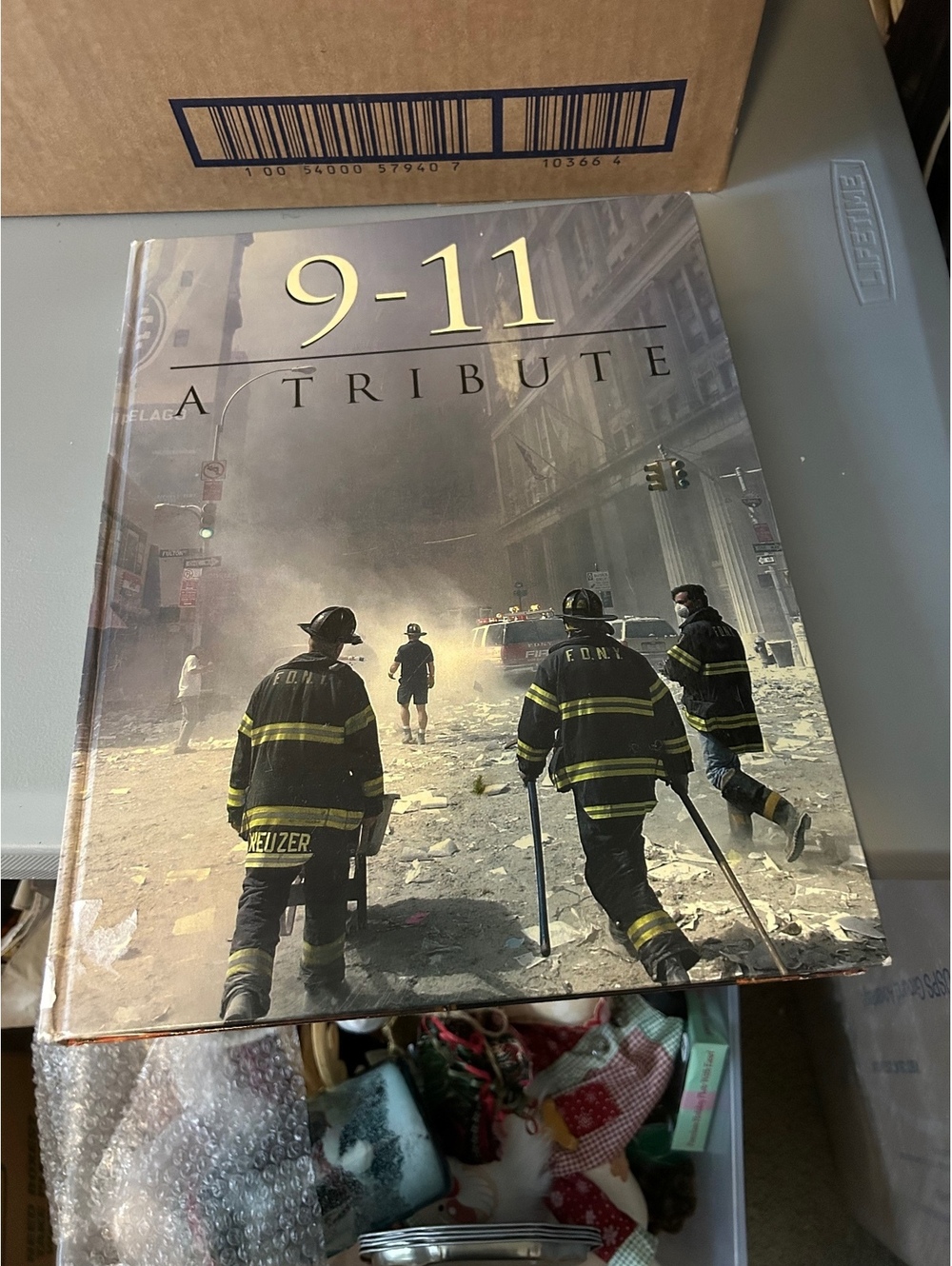 9-11 tribute large book